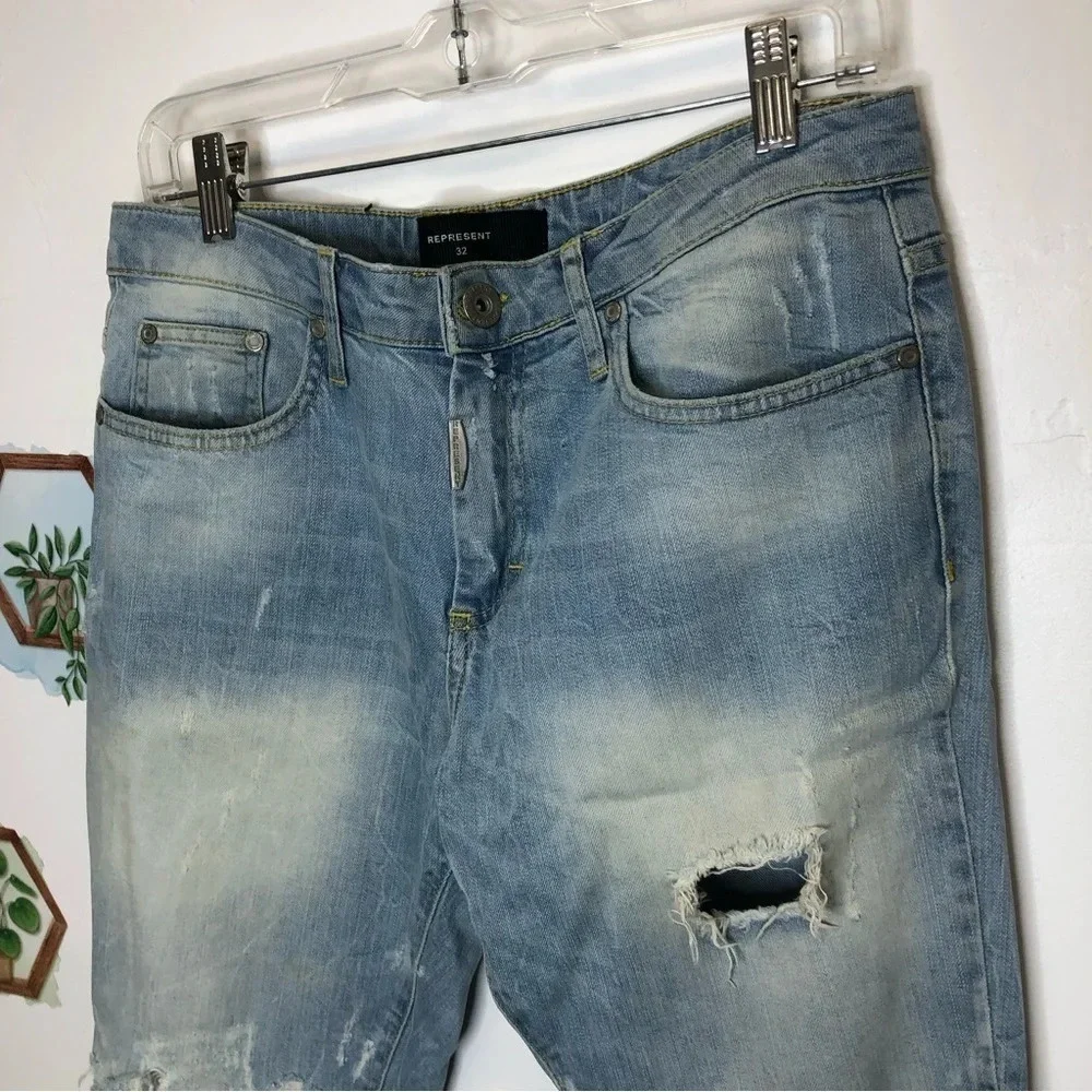 Represent men’s essential jeans distressed grunge light wash 32